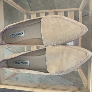 Steve Madden Suede Feather Loafer